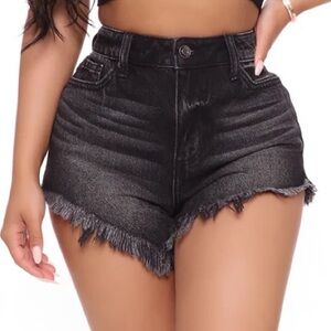 Black Frayed Hem Women Shorts